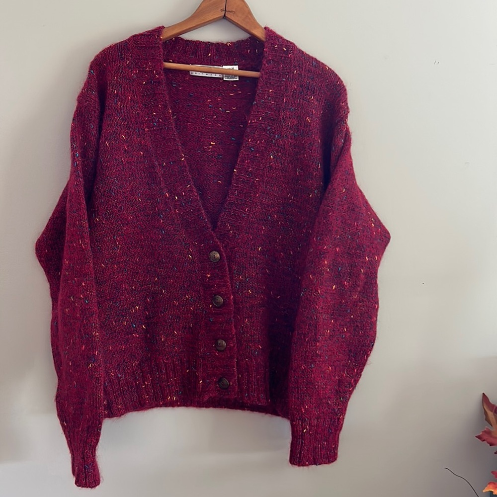 Women’s Vintage LE MODA knitwear Mohair,cranberry  Funfetti cardigan! Size Med.